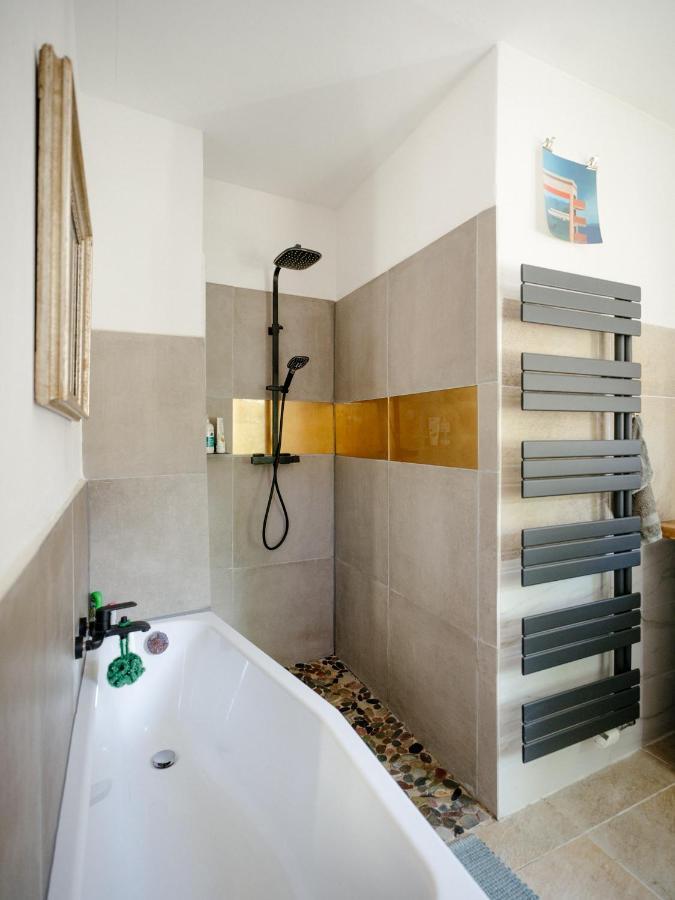 The Upholstery Tinyhouse Deluxe Eco Chalet Kreativ Citynah ケムニッツ エクステリア 写真