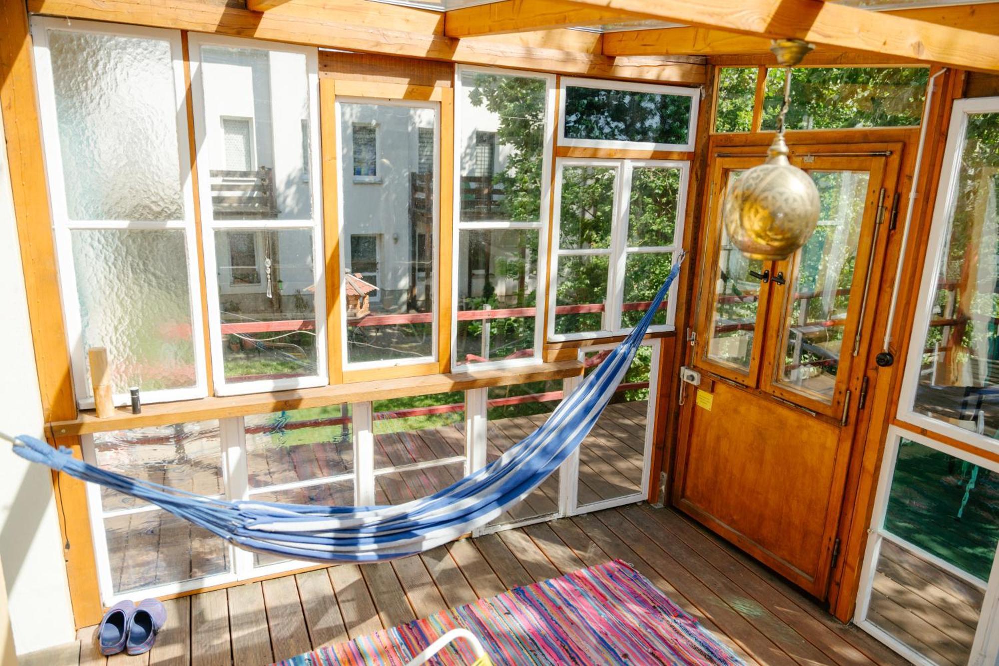 The Upholstery Tinyhouse Deluxe Eco Chalet Kreativ Citynah ケムニッツ エクステリア 写真