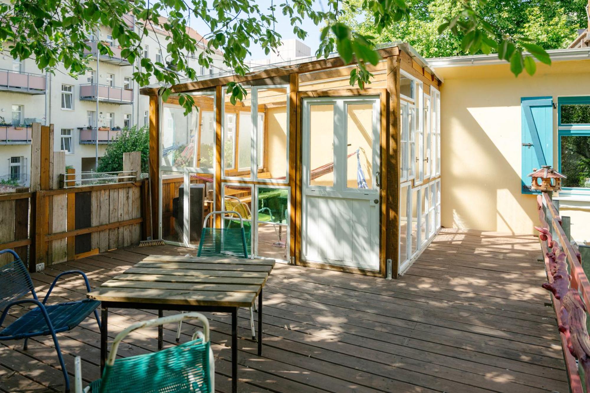 The Upholstery Tinyhouse Deluxe Eco Chalet Kreativ Citynah ケムニッツ エクステリア 写真