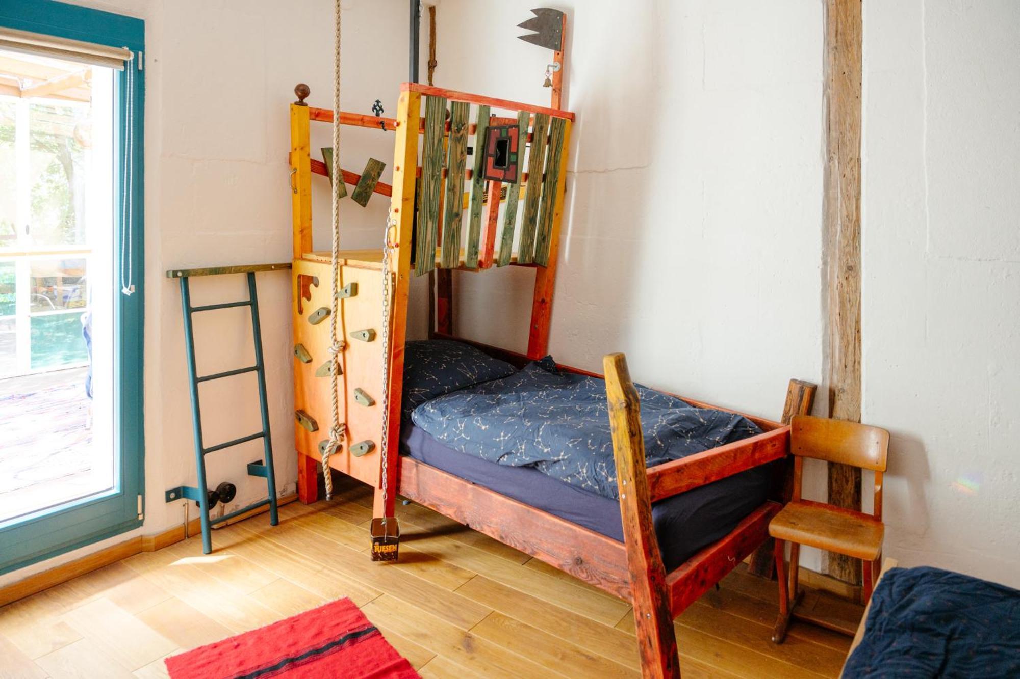 The Upholstery Tinyhouse Deluxe Eco Chalet Kreativ Citynah ケムニッツ エクステリア 写真